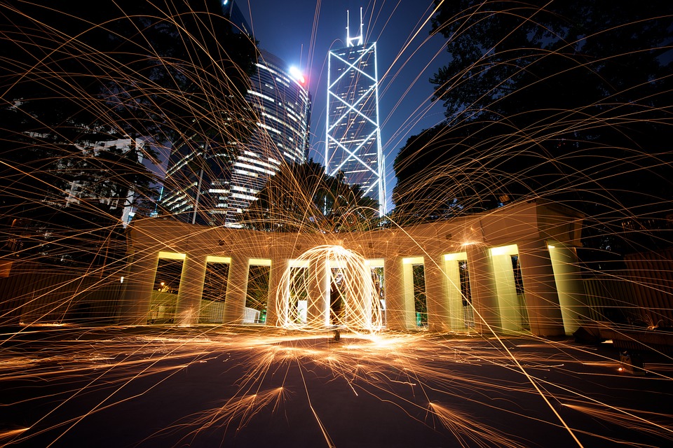 Friend.tech verliert nach seinem beeindruckenden Start an Schwung: Gebühren und Nutzerzahlen sinken drastisch