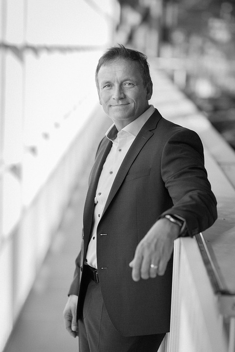 Analyst warnt vor massiver Korrektur bei Chainlink (LINK), Bitcoin (BTC) und Ethereum (ETH) aufgrund rückläufiger Wal-Transaktionen.