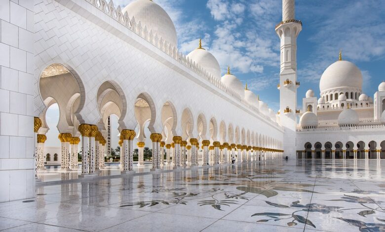 Islamic Coin Launches Public Offering of Tokens – Here