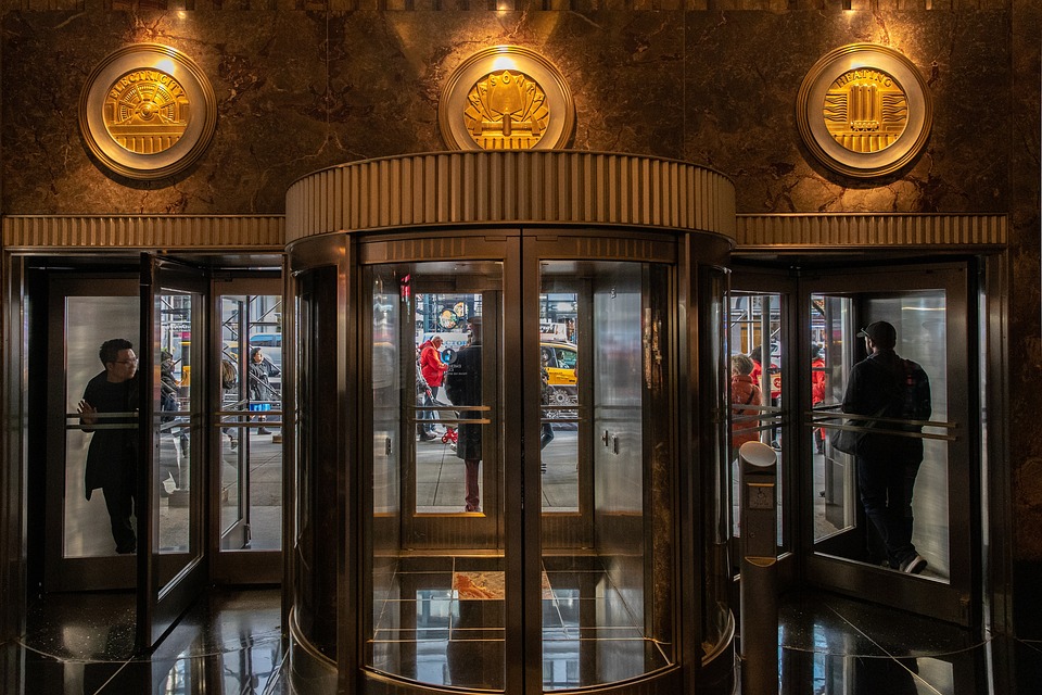 Blackrock’s Eintritt in den Bitcoin-Sektor könnte die Kryptowährung und ihre Dezentralisierung beeinflussen, warnt Arthur Hayes.