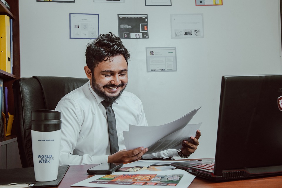 Coinbase CEO kritisiert Chase UK für Verbot von Kryptozahlungen, Chainlink (LINK) steigt um 10,4% nach Integration mit Coinbase, VC Spectra (SPCT) verzeichnet erstaunlichen Anstieg von 76% in Token-Preisen.