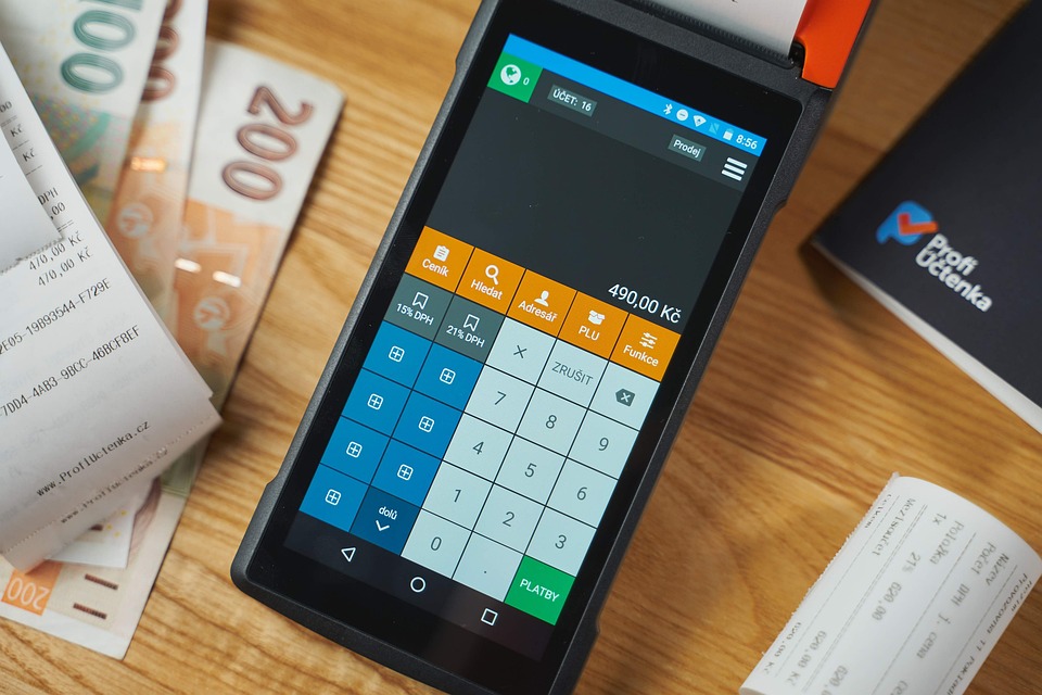 Bitcoin-Zulieferer: Trader verlieren 2,2 Milliarden Dollar bei Liquidationen nach drastischem Preisrückgang um 30%.