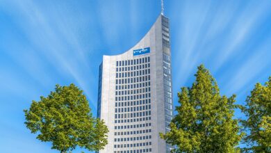 Uniswap (UNI) Surges 44% As Decentralized Exchange Reveals Fee and Token Burn Proposal